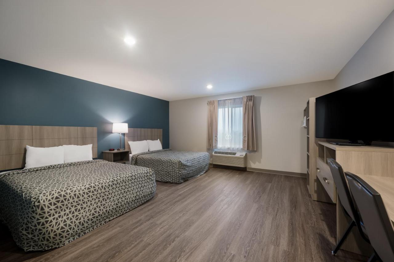 Woodspring Suites East Lansing - University Area Exterior photo
